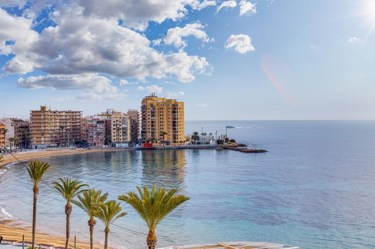Arquitecto Larramendi Apartment Torrevieja Luaran gambar