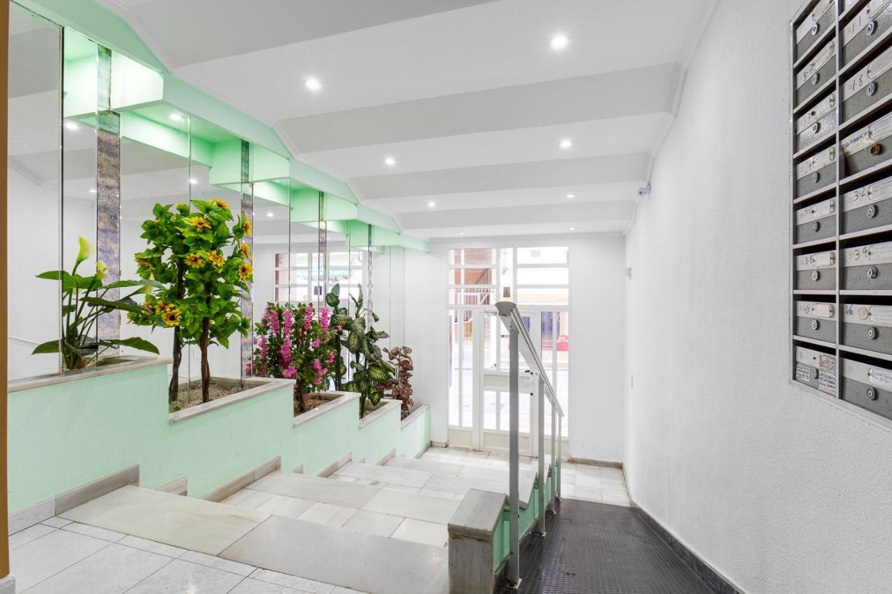 Arquitecto Larramendi Apartment Torrevieja Luaran gambar